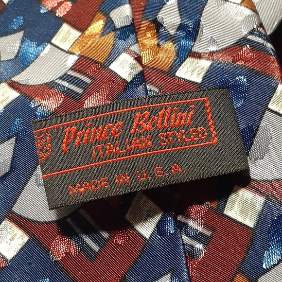Prince Bellini Italian Styled Abstract Necktie - Picture 5 of 5
